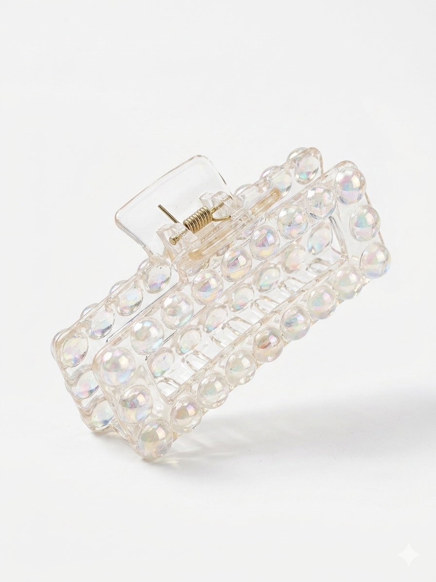 Pearl Claw Hair Clip