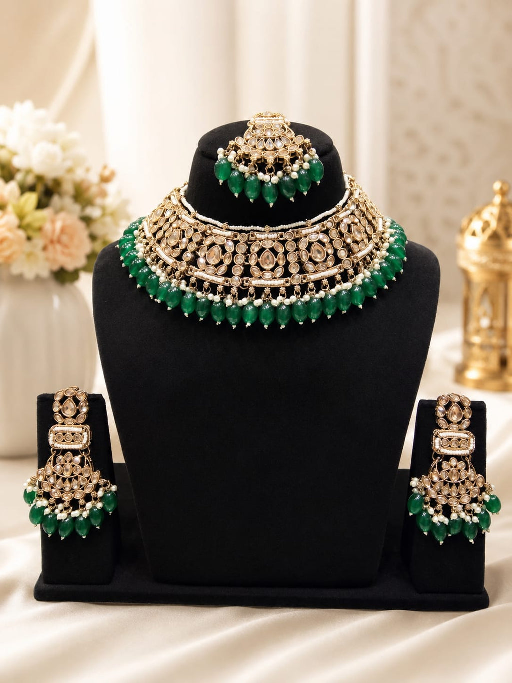 Emerald Green Kundan Bridal Jewellery Set