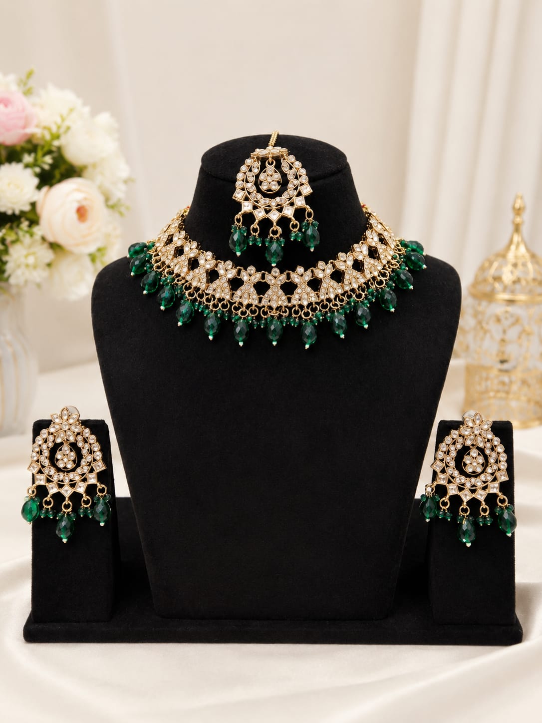 Emerald Green Kundan Choker Bridal Jewellery Set