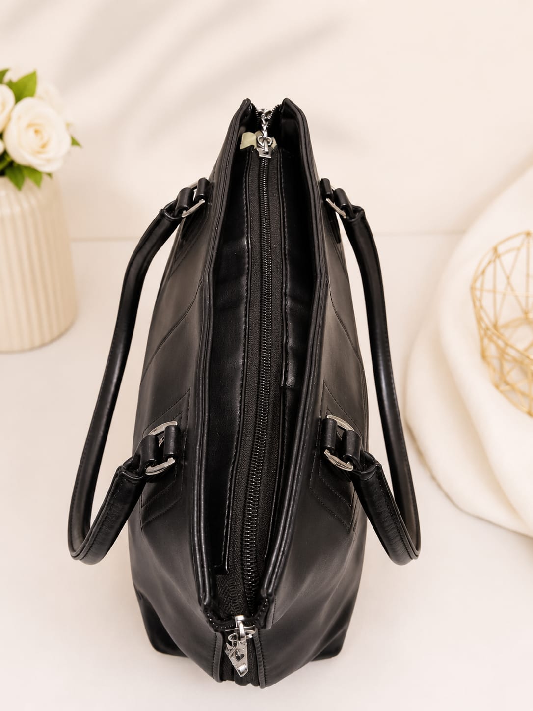 Black structured tote bag – front view